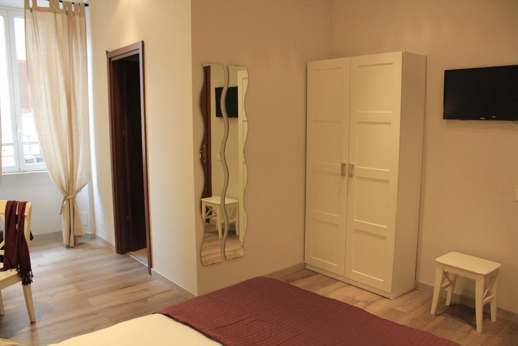 B&B Gallia'S Rooms Rome Bagian luar foto